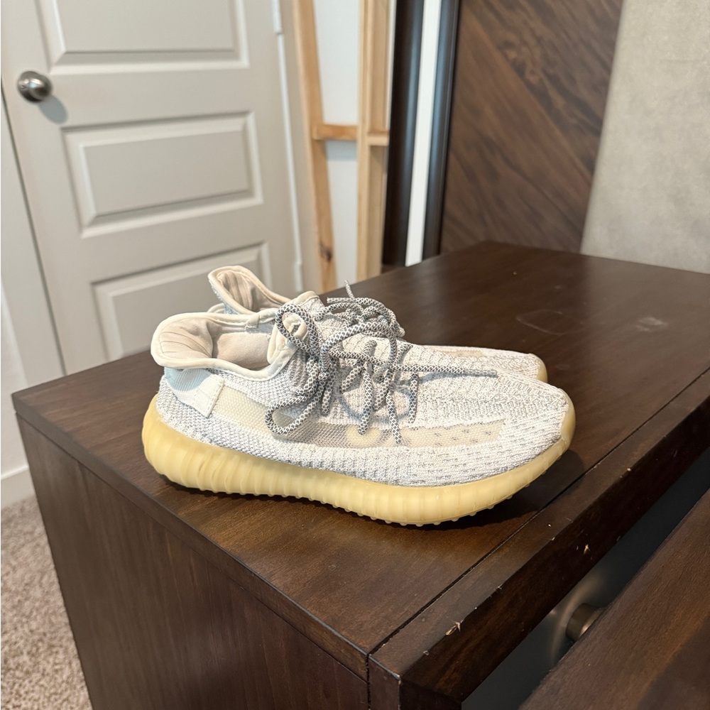 Yeezy’s boost static